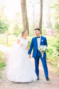 Colorful_Sunny_Fryeburg_Maine_New_England_Wedding_Photographer_Old_Saco_Inn_Summer