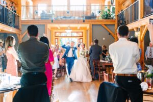 Colorful_Sunny_Fryeburg_Maine_New_England_Wedding_Photographer_Old_Saco_Inn_Summer