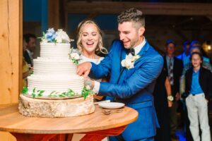Colorful_Sunny_Fryeburg_Maine_New_England_Wedding_Photographer_Old_Saco_Inn_Summer