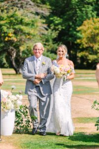 Romantic_and_Whimsical_Summer_Wedding_Bethel_Inn_Maine_Wedding_Photography