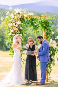 Romantic_and_Whimsical_Summer_Wedding_Bethel_Inn_Maine_Wedding_Photography