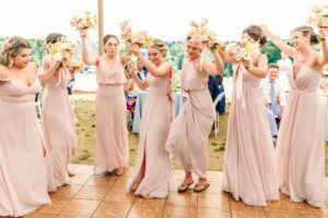 Romantic_and_Whimsical_Summer_Wedding_Bethel_Inn_Maine_Wedding_Photography