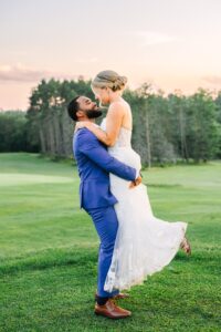 Romantic_and_Whimsical_Summer_Wedding_Bethel_Inn_Maine_Wedding_Photography